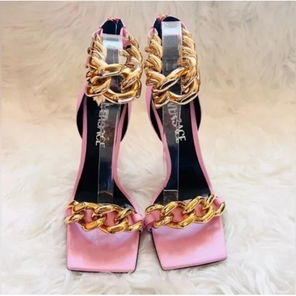 New! VERSACE Medusa Chain Square Toe Heels Pink Leather Gold Hardware Sandals - Picture 7 of 14